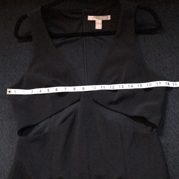 Forever 21 Cutout Little Black Dress with Cut Out at Waist Zipper Back-Size L - Picture 7 of 9